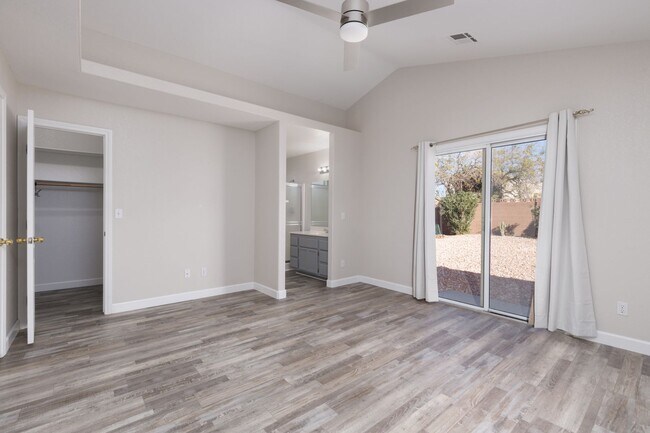 Building Photo - 3-bedroom, 2-bathroom home with a double car garage located in a non-HOA area