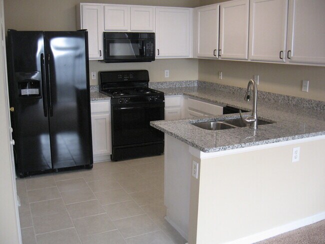 Building Photo - For Rent – Beautiful Home in Cumming, GA!