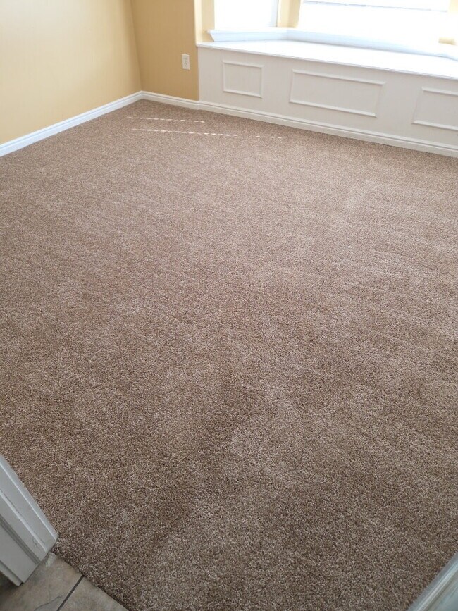 Building Photo - Stylish 3-Bedroom Home in Herriman!