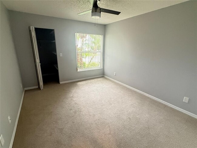 Building Photo - 2309 Mooney Pl
