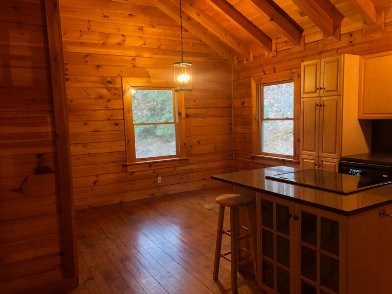 Building Photo - 8795 Hwy 2