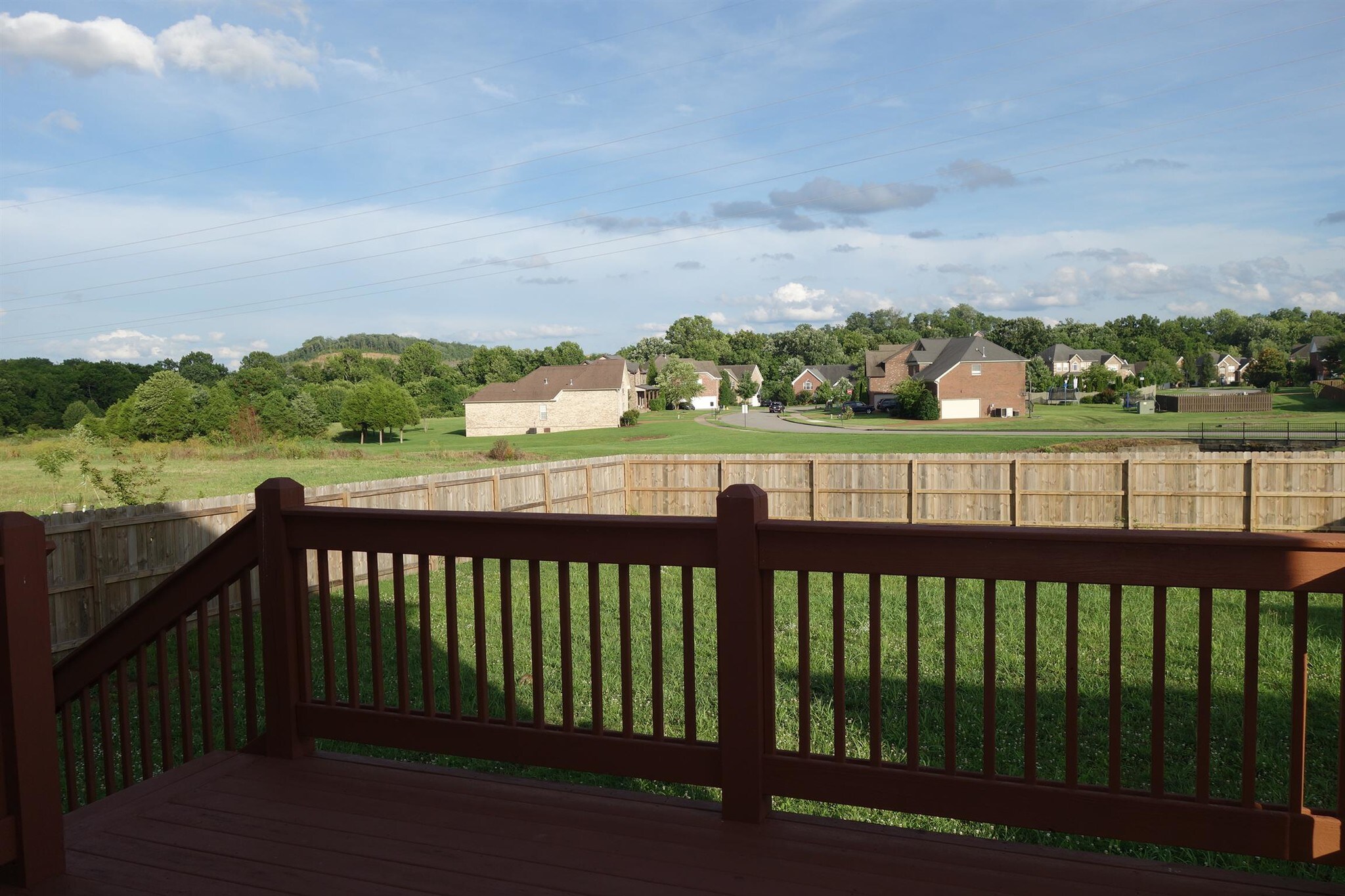 huge fenced yard! - 104 Read Tavern Rd