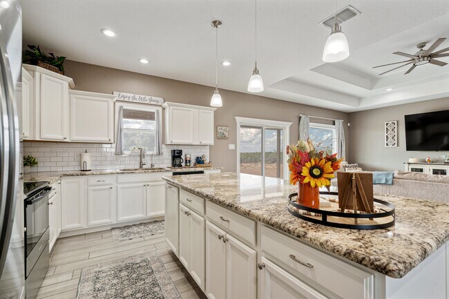 Building Photo - 266 Cielo Grande