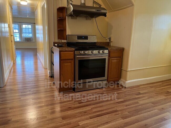 Building Photo - 66-68 Prospect St