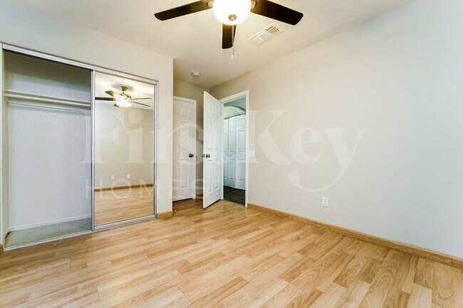 Building Photo - 7741 E Calle Bien Nacida