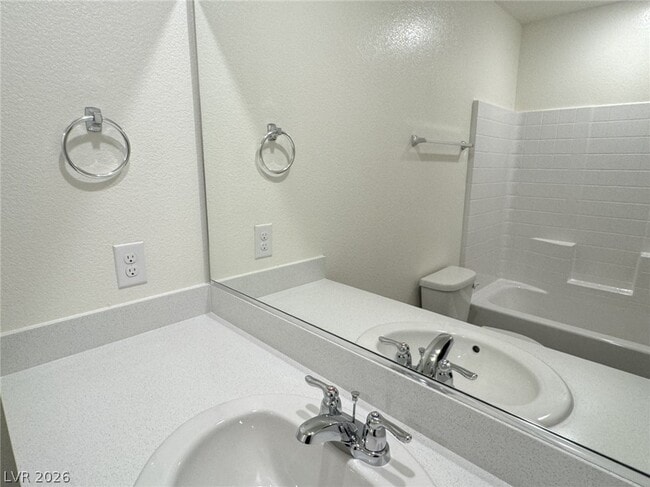 Building Photo - 5012 Apple Mesa Ave