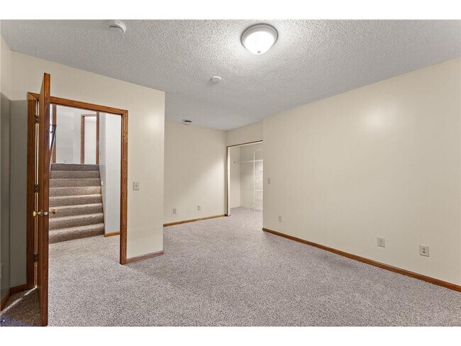 Building Photo - 1507 Driving Park Rd