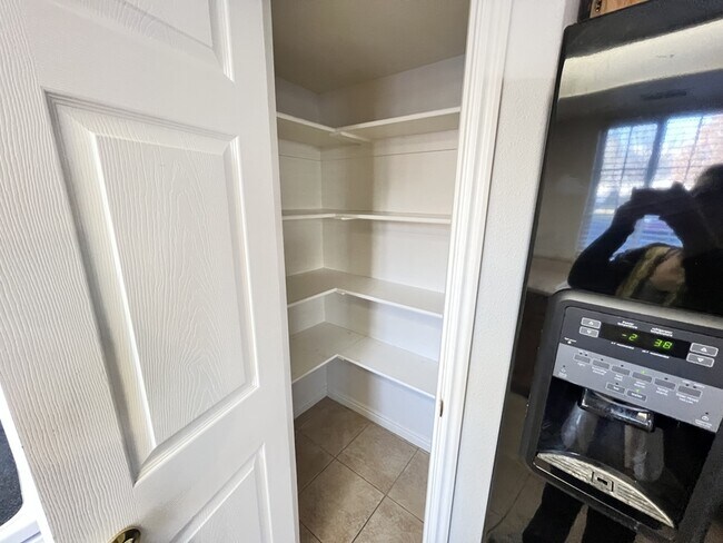 Building Photo - 1023 W 1360 S