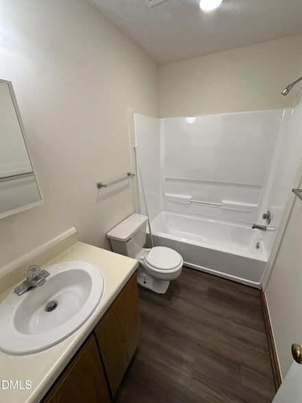 Building Photo - 3506 Ivy Commons Dr