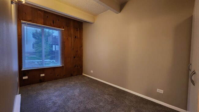 Building Photo - 9725 E Harvard Ave