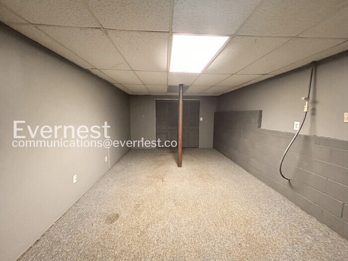 Building Photo - 313 Silverthorne Cir