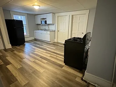 Building Photo - 242 E High St