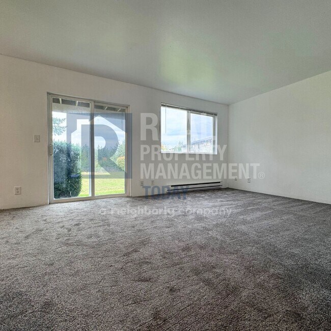 Building Photo - SJS 547 LLC - 15515 (Cascade group - Silver)