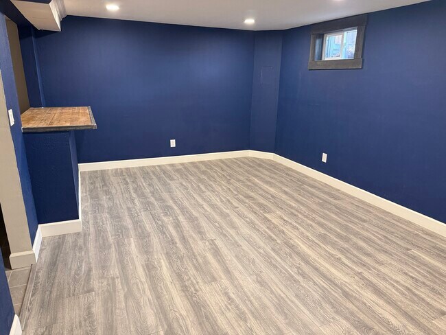 Building Photo - 7225 Inca St