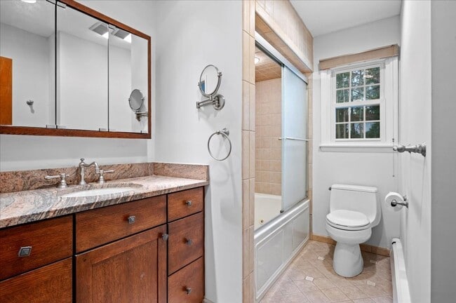 Building Photo - Croton On Hudon 4-Bedroom 2.5-Bathroom Home