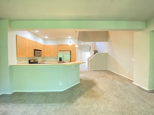 Building Photo - 2068 NW Boulder Way Dr