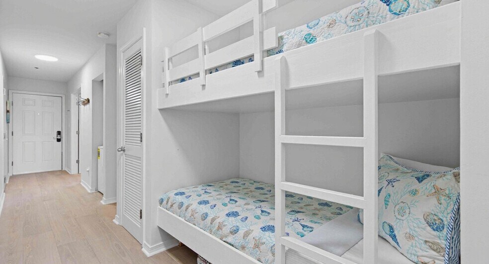 Building Photo - 3191 Scenic Hwy 98