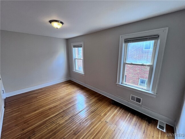 Building Photo - 45 Delham Ave