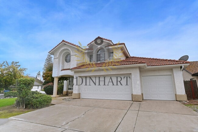 Building Photo - 2233 E Christopher Dr