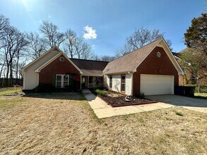 Building Photo - Spacious 4-Bedroom Home with Bonus Room & Exceptional Amenities