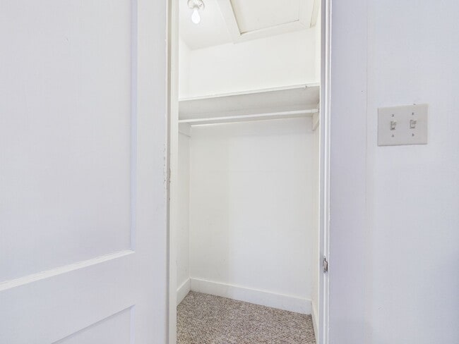 Building Photo - 4004 S Hayden St