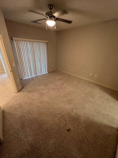 Master Bedroom - 605 Grandview Ct