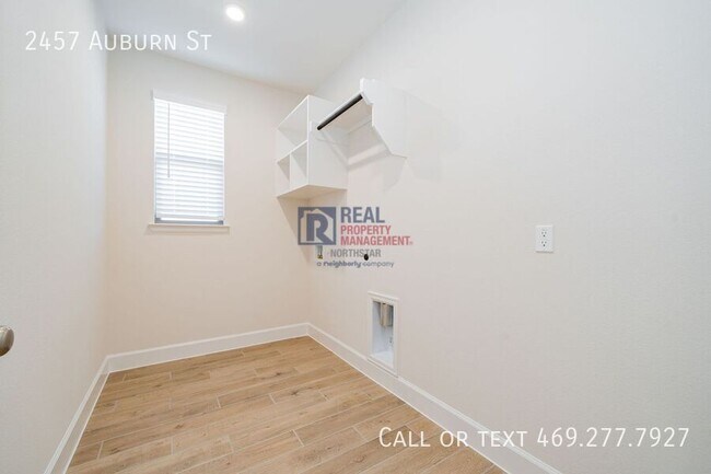 Building Photo - 2457 Auburn St