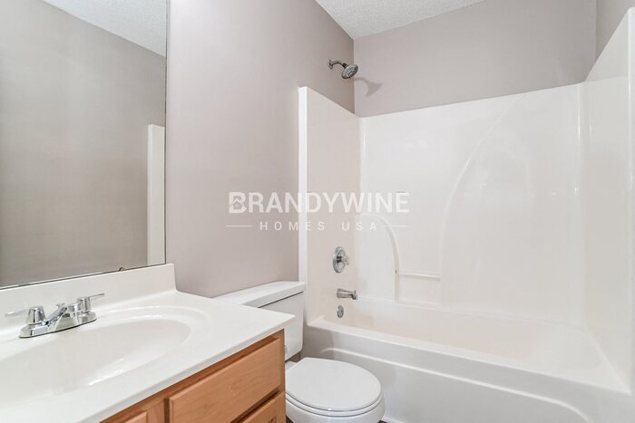 Building Photo - 7917 Shiny Meadow Ln