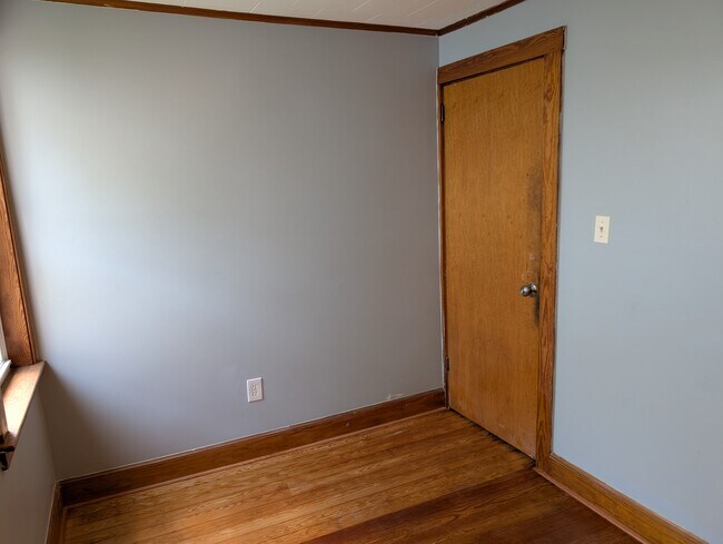 Building Photo - Litchfield
