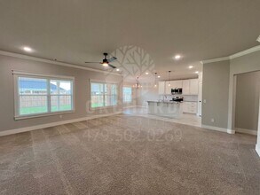 Building Photo - Tontitown- Single-Family Homes- Spacious Hickorywood Plan