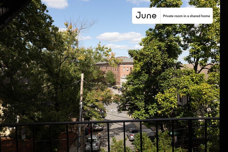 Building Photo - Room in Shared 5 bed/2 bath home in Allston