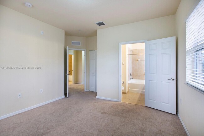Building Photo - 8760 NW 97th Ave