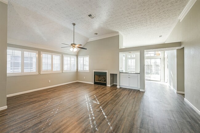 Building Photo - 5507 Village Springs Dr