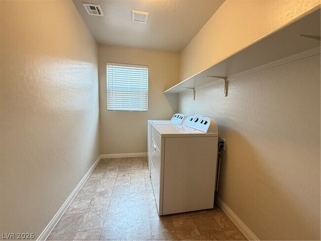 Building Photo - 8974 Don Valley Ave