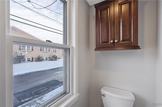 Building Photo - 201 Highbridge St