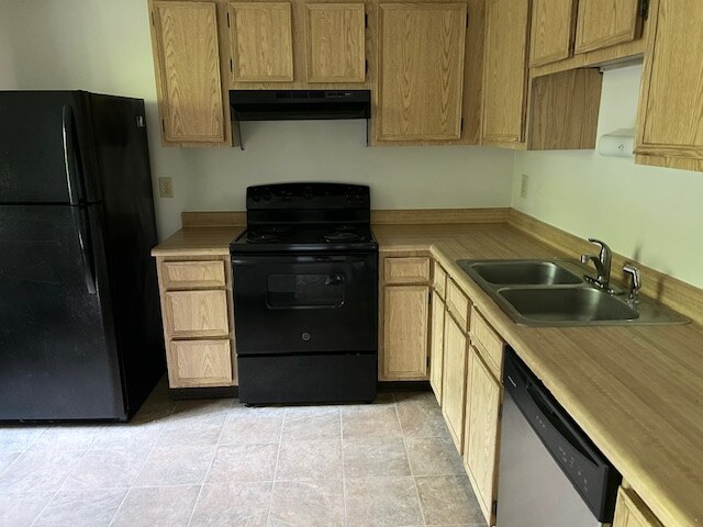 Building Photo - 4542 Treeview Ct