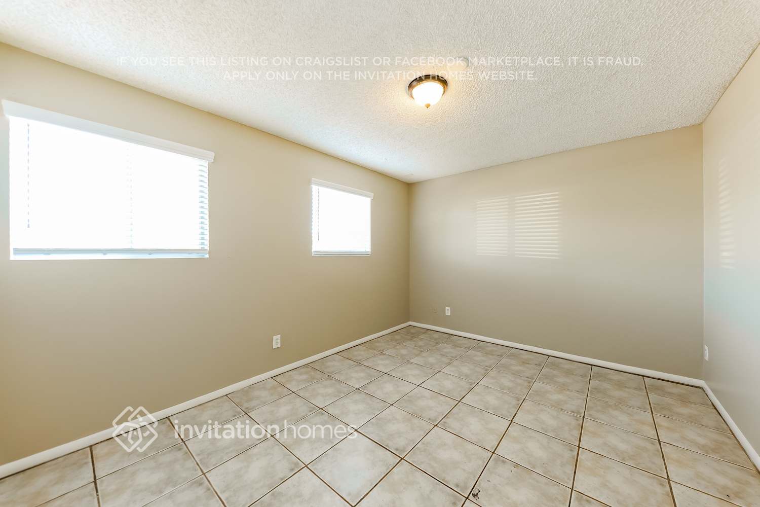 Building Photo - 4619 W Northview Ave