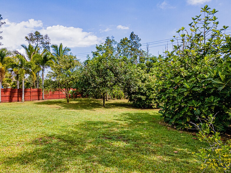 Front yard with fruit trees (mango, breadfruit, etc) - 15-1834 13th Ave
