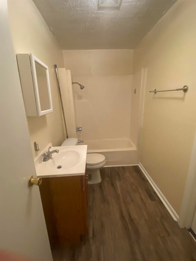 Building Photo - 1609 Atkamire Dr