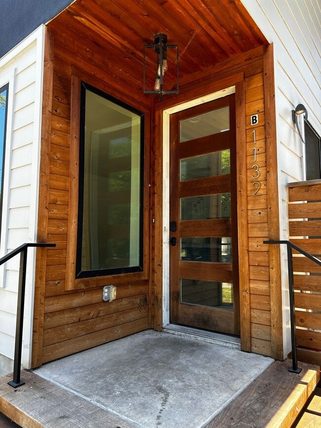 Building Photo - TX-AUS-113DEN