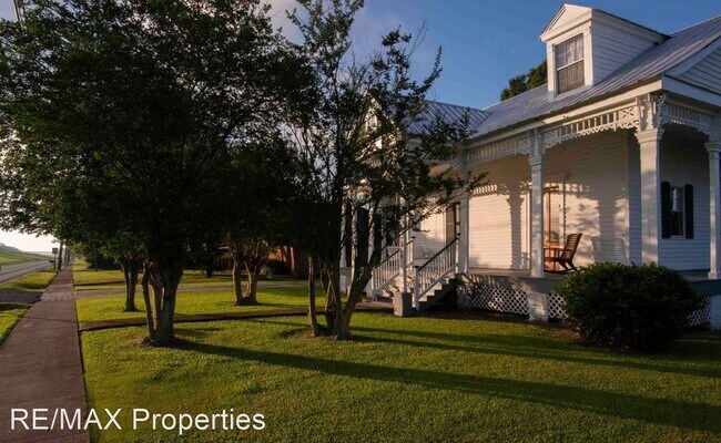 Building Photo - 2 br, 1 bath House - 1228 Mississippi Street