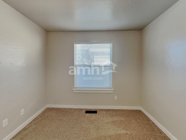 Building Photo - 3091 W Fuji Ct