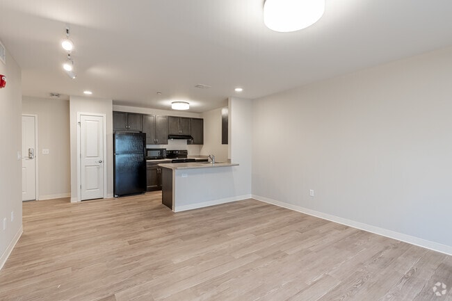 1BR, 1BA - Oak Tree Village