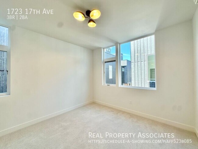 Building Photo - 1723 17th Ave