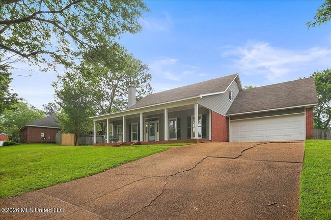 Building Photo - 223 Clark Farms Rd