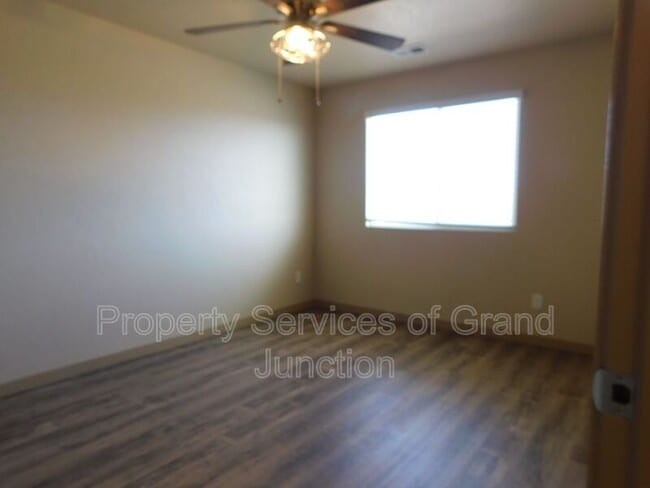 Building Photo - 590 Treviso Ct