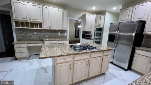 Building Photo - 6628 Byrns Pl