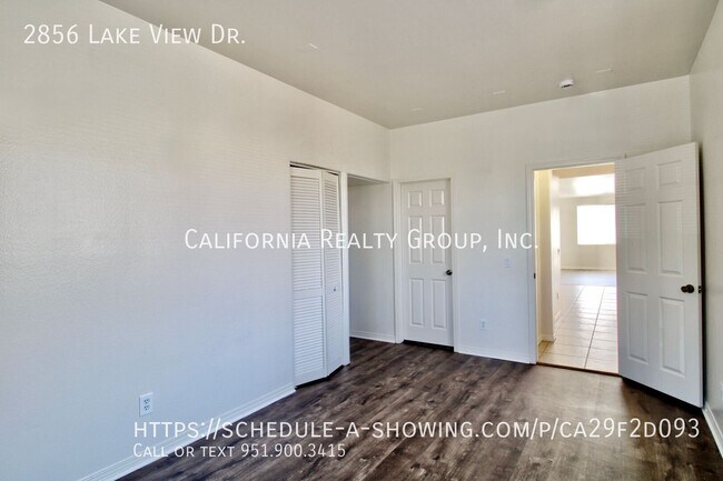 Building Photo - 2856 Lake View Dr