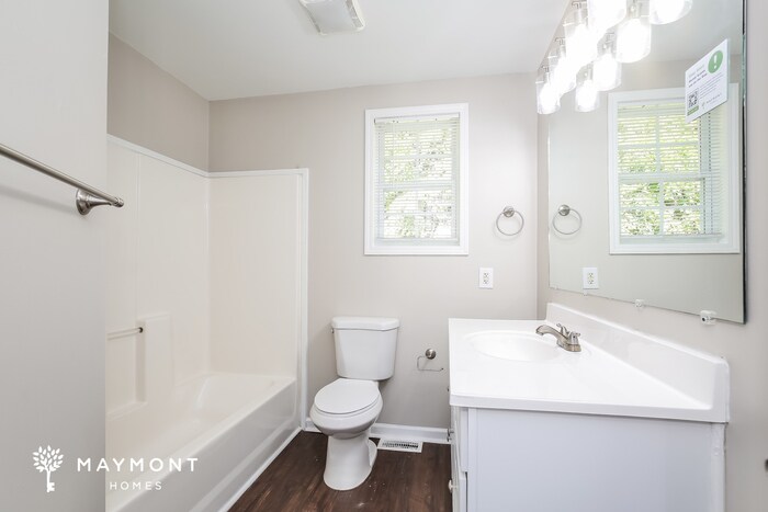 Building Photo - 4015 Mountainridge Dr