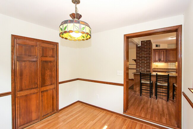 Building Photo - 2204 Luzerne Ave